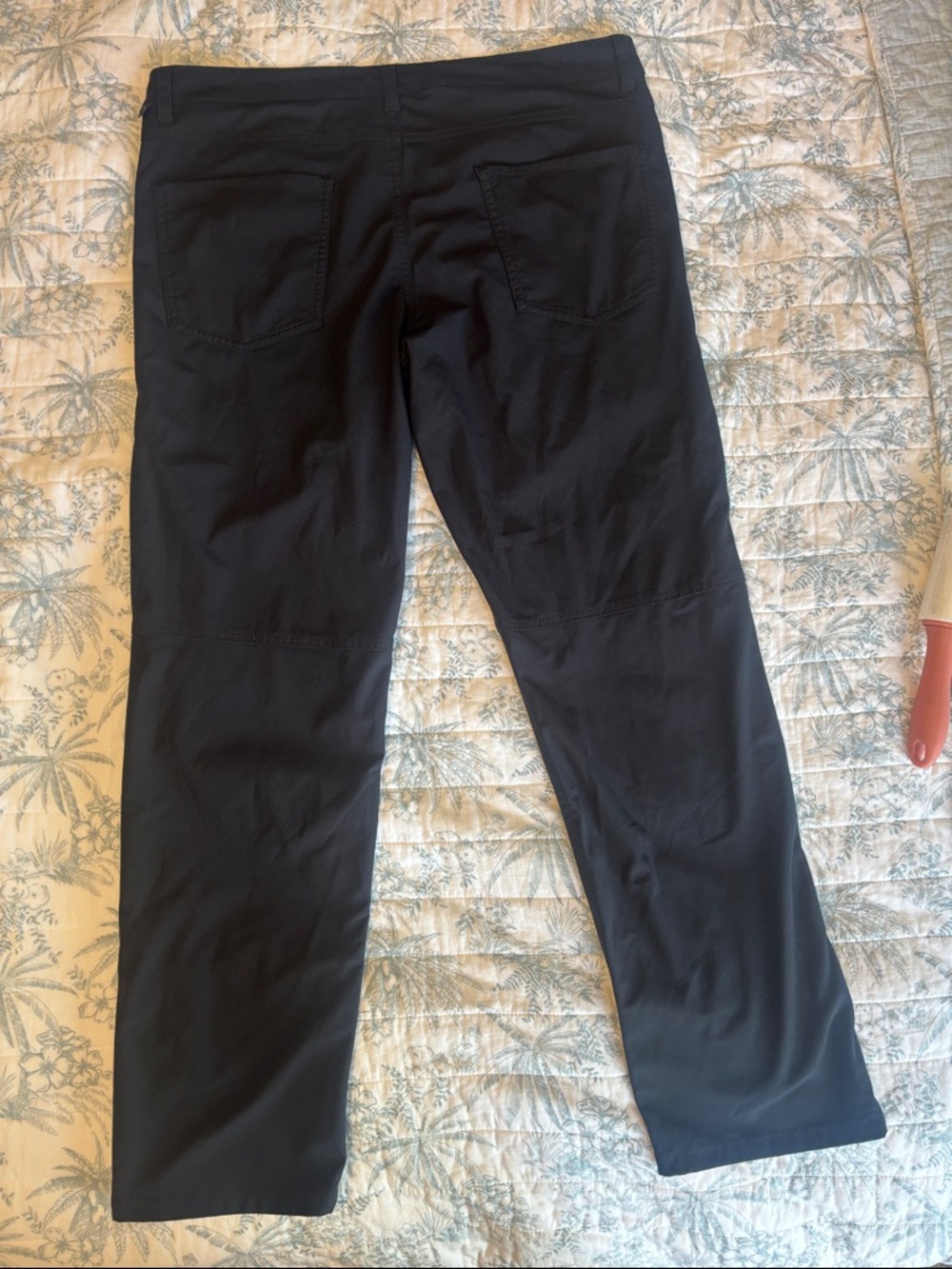 Classic Black Straight-Leg Pants - Picture 4 of 6